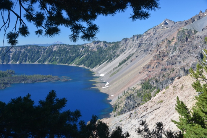 Devils backbone portion of Crater Lake
